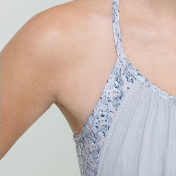 lululemon athletica Heather Gray Tank Top - Picture 3 of 11